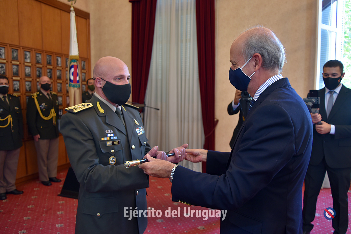 Se realizó la ceremonia de ascenso al grado de Oficial General del Cnel. Luis Nelson Mangini